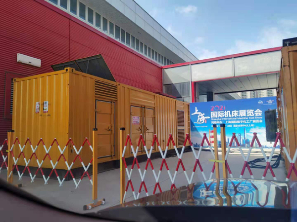 平原发电车出租-发电机无电压或电压太低怎么办？
