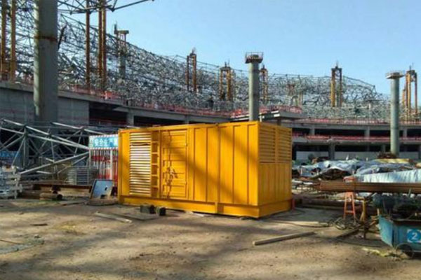 平原发电机出租如何判断空气滤清器是否需要更换？